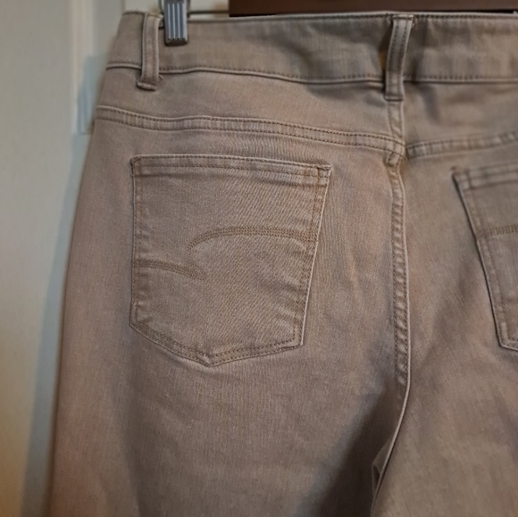Time and true 18 petite  bootcut tan jeans - Picture 6 of 7